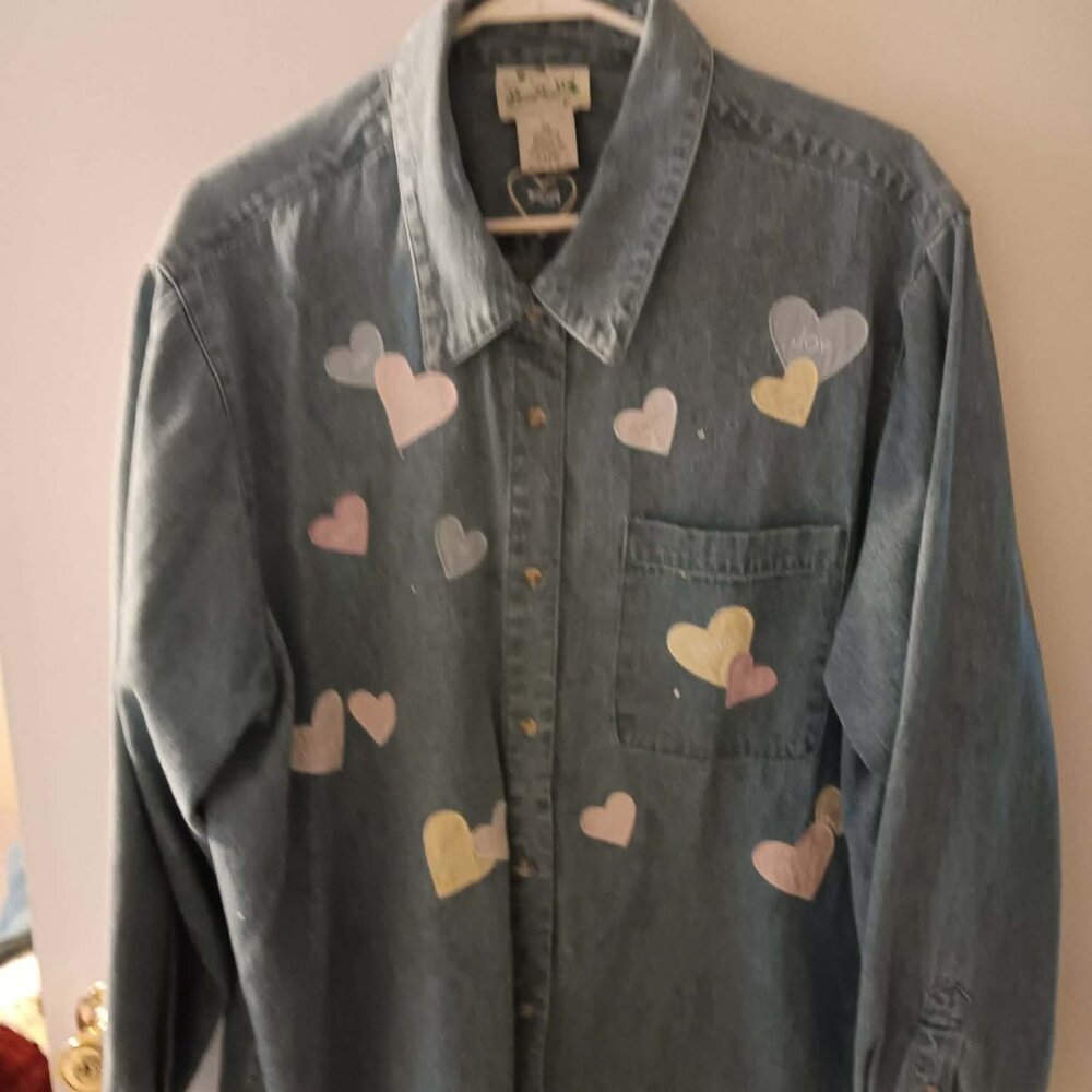 Quacker Factory woman's denim shirt with pastel hearts  2X